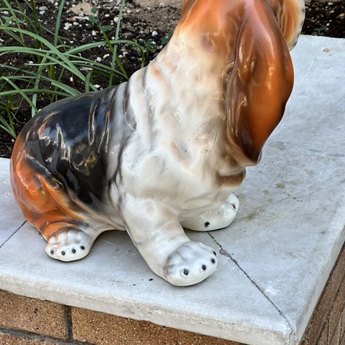 Μεγάλη κεραμική φιγούρα σκύλου Basset Hound