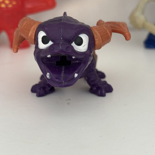Skylanders toys lot like new, pack of 9 figures and vehicles