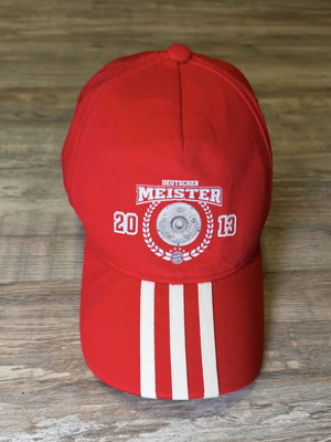 Adidas Bayern Munich baseball cap used, red with white stripes
