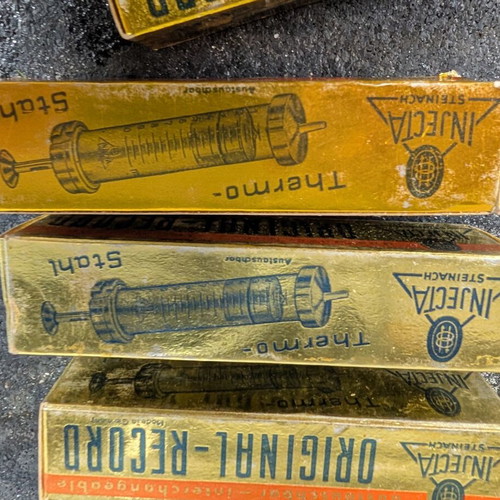 Vintage medical syringes new, lot of 5, 1960
