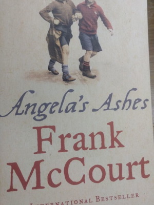 Angela's Ashes book like new, English by Frank McCourt