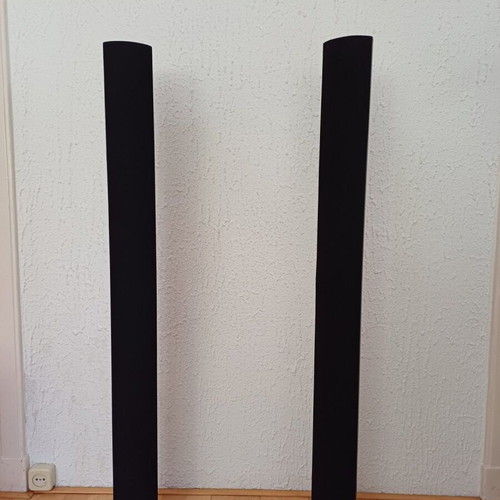 Bang & Olufsen Beolab 6000 floor-standing speakers, piano black