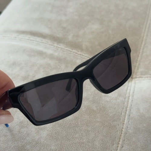 Urban Owl black sunglasses with case, new