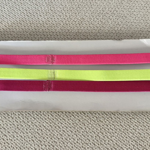 Nike sports hairbands set of 3 like new, multicolor