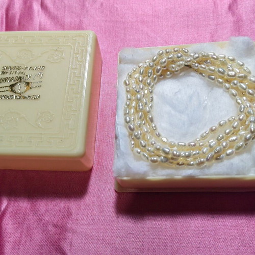Vintage pearl choker necklace with 3 rows of real Baroque pearls like new