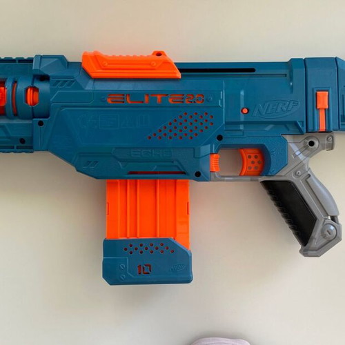 Nerf Elite 2.0 Echo CS-10 blaster used with 6 foam darts and goggles