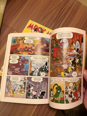 Miky Maoys two comic issues