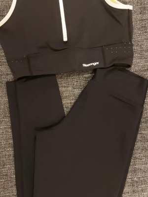 Αθλητικό σετ top Slazenger και κολάν Tezenis μεταχειρισμένο S-XS