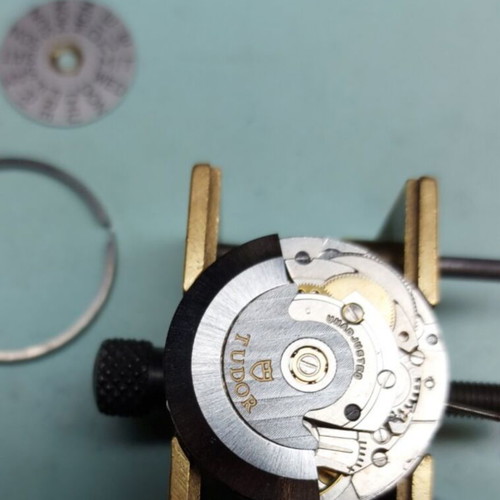 Tudor movement ETA 2824 79090 1993 like new, silver