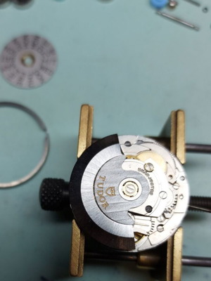 Tudor movement ETA 2824 79090 1993 like new, silver