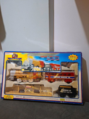 Train toy used, in excellent condition with all accessories