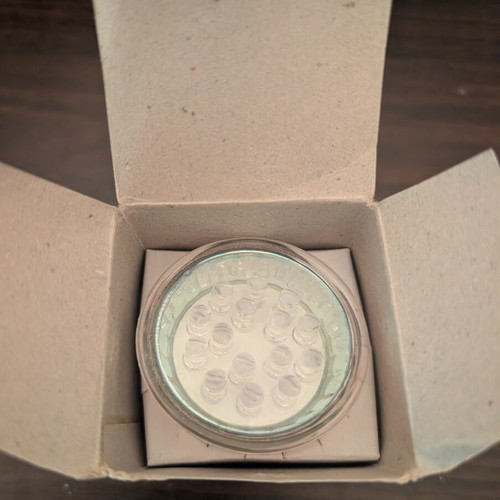 Led light bulbs pack of 2, new, cool white