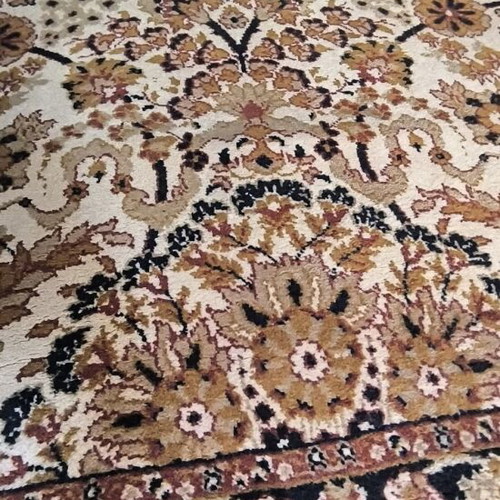 Persian-Style Rug like new, 200 x 140 cm, all-wool, heavy, dense weave