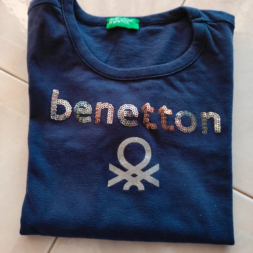 Benetton girls' outfit like new, 2 tops and purple pants