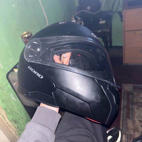 Pilot Road helmet like new
