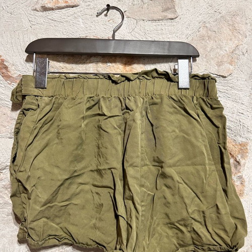 Tally Weijl Cargo Style Shorts Size 38, green
