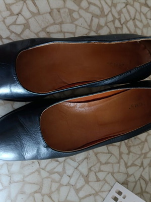 Leather pumps size 40, black