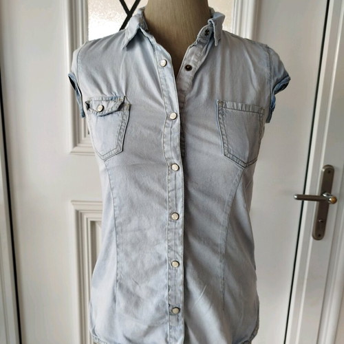Bershka denim shirt almost new, blue, size S