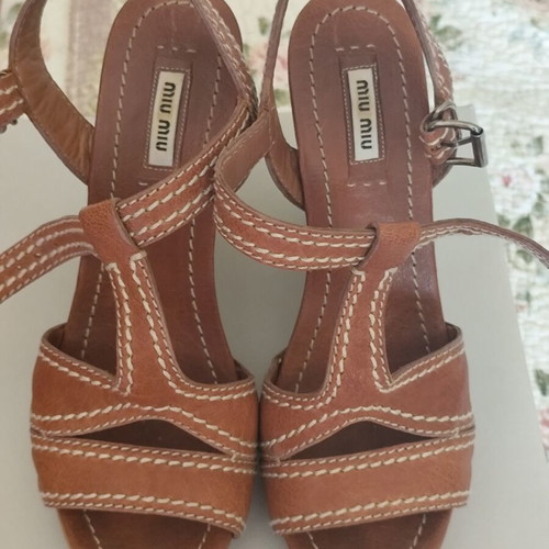 Miu Miu platform sandals like new, wooden heel, size 40, brown