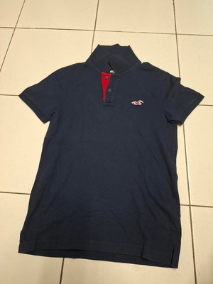 Hollister black polo t-shirt like new, XS size