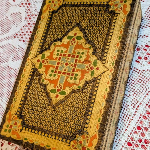Vintage wooden box with handmade pyrography from 1970s