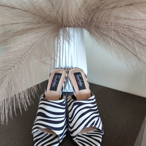 Zebra sandals new Tsoukalas Shoes size 37-38, 10 cm heel