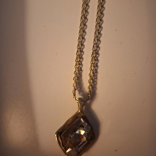 XDX pendant like new, gold plated silver