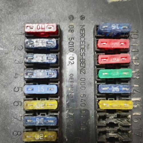 Mercedes Vito 2.2CDI fuse box 0005400650 2000