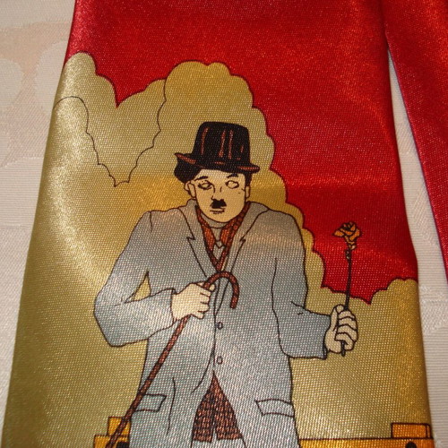 Albeari tie with Charlie Chaplin like new, red
