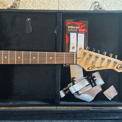 Career Rosewood Strat SSS Vintage White electric guitar