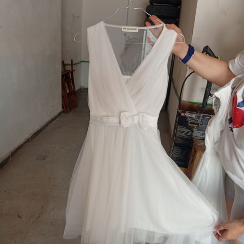White dresses for flower girls like new, sizes S and M