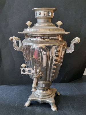 Σαμοβάρι σαν καινούργιο, ύψος 38 cm, χωρίς καλώδιο