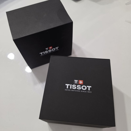 Tissot Ballade 40mm wristwatch like new, quartz, silver