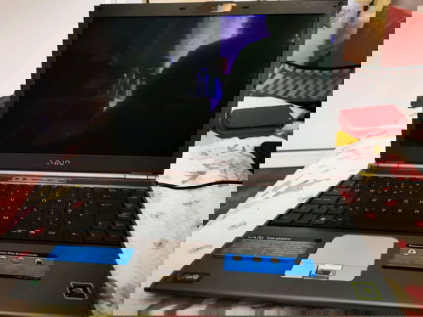 Sony Vaio PCG-6N2M 13.3"  + τσάντα + ποντίκι