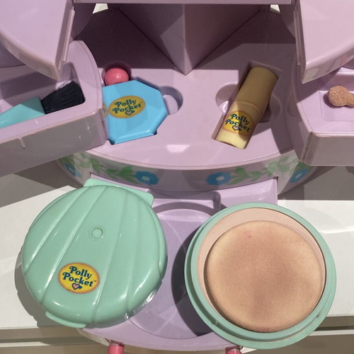 Polly Pocket Pullout Playhouse Beauty Case 1991 by Bluebird Toys
