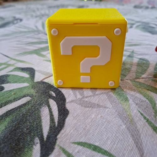 Калъф за игри Nintendo Switch Super Mario Question Mark нов