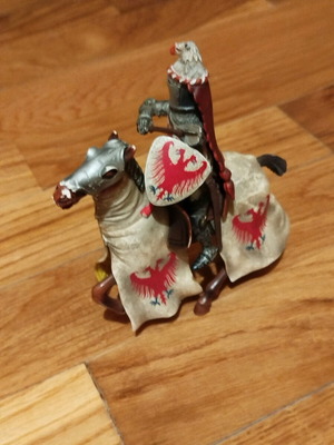 BBI Warriors Of The World 1:18 Figure Red Eagle Cavalry Knight used