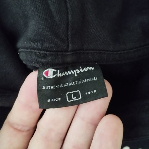 Champion black sweatshirt used, size L