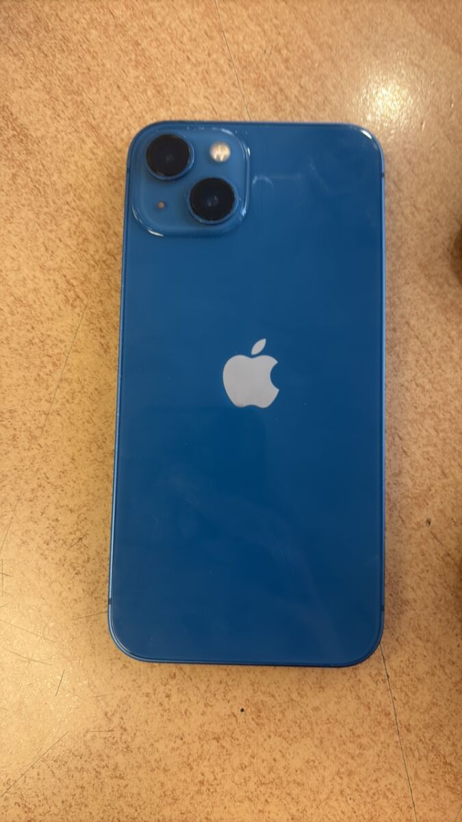 Iphone 13 used midnight blue 256GB with… - € 220,00 - Vendora.cy