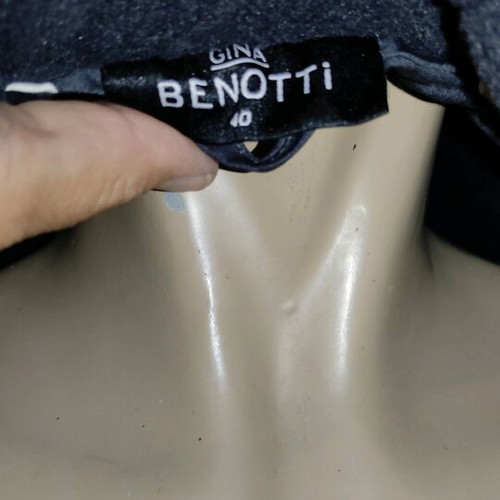 Gina Benotti jacket like new, black with polka dots