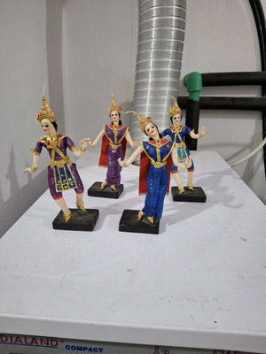 Decorative set like new, 4 pieces for home