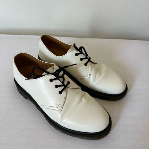 Dr. Martens shoes size 43 like new, white-cream
