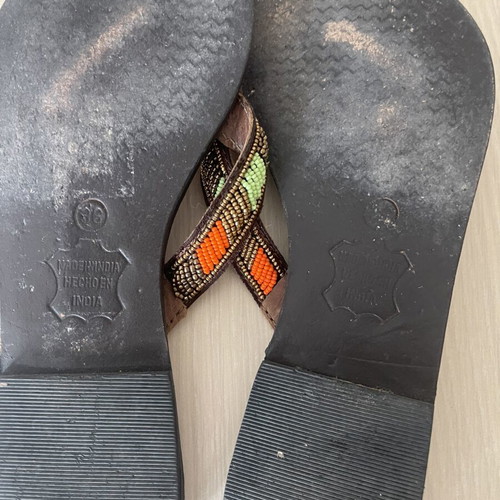Slippers used size 36 beige