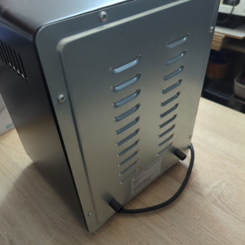 Professional dry sterilization oven like new for manicure and pedicure tools