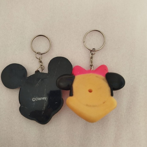 Vintage Mickey and Minnie keychains like new from the 90s