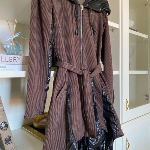 Women's outerwear size S like new, black and brown