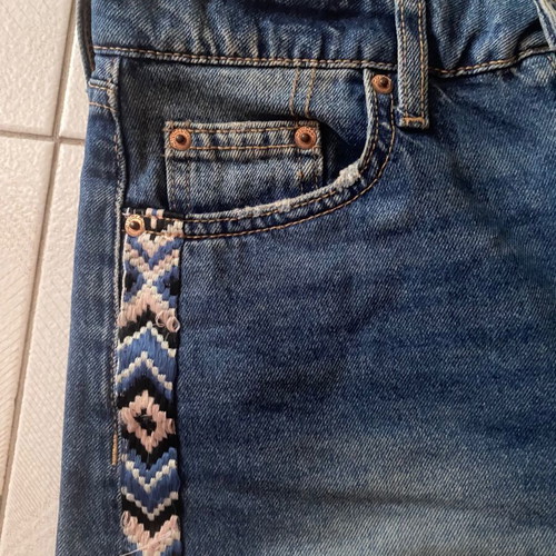 Denim shorts used with side design, size 34, blue H&M