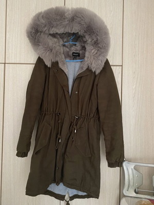 Parka like new, very warm, brown-khaki, size M