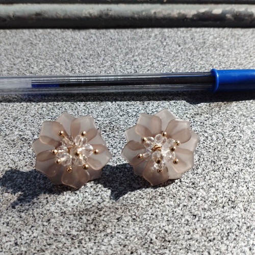 Earrings like new condition