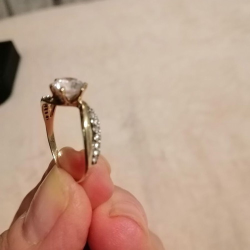 14K Gold Solitaire Ring new with 585 hallmark